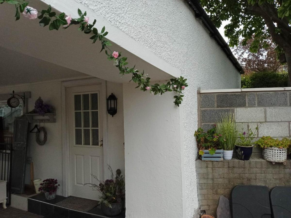 2 Bedrooms Sleeps 4 Free Wifi Parking Outdoor Area Lundin Links Exterior photo